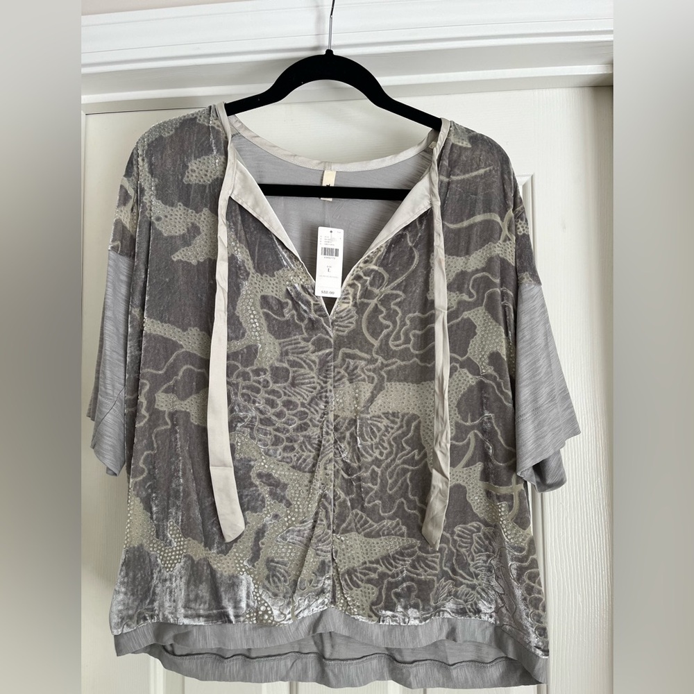 Anthropologie Brand Top. Crushed Velvet. Oversized Crop.